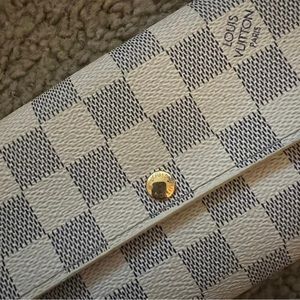 Louis Vuitton Emilie Damier White Wallet